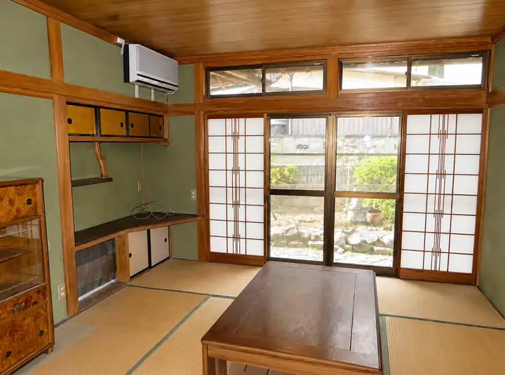 Japanese home with a sakura garden