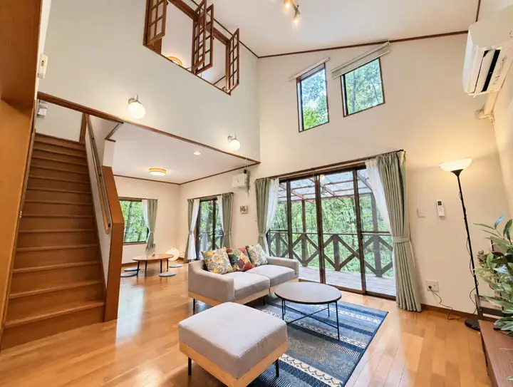 Japanese villa with a stream, deck and hot spring access