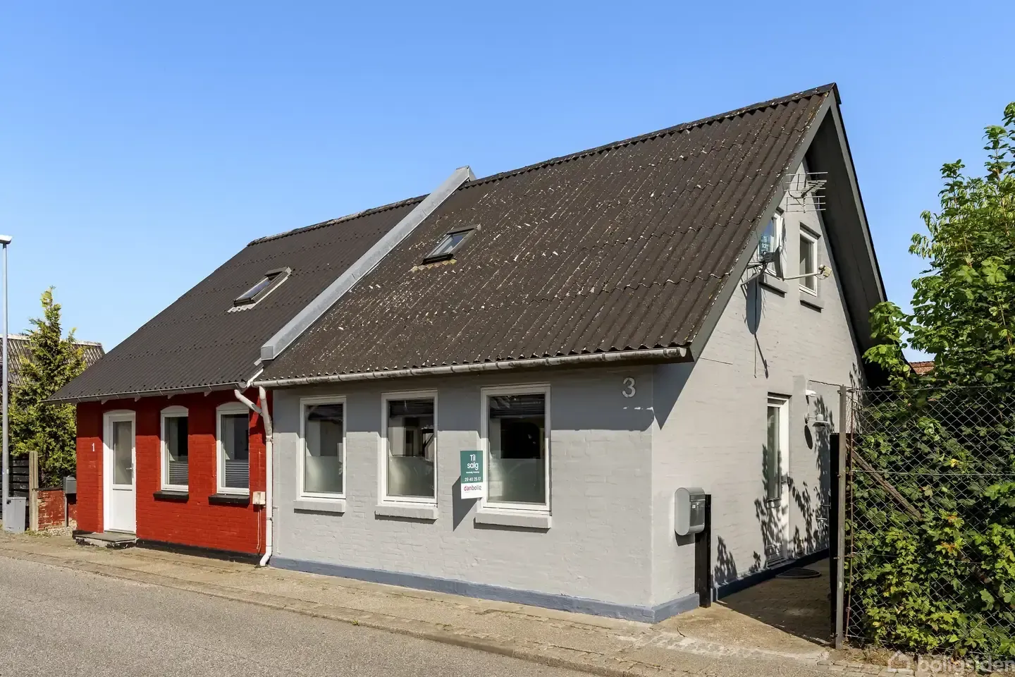 Move-in-ready town house in Vinderup for €65k