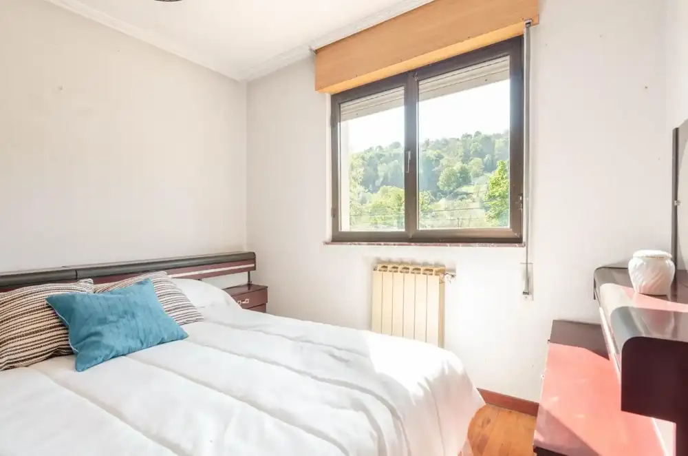 3-bedroom house with terrace in Bimenes
