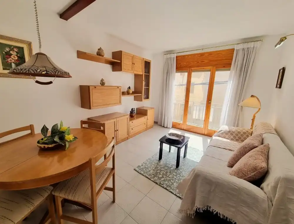 2-bedroom flat in Ginestar