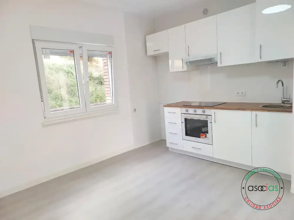 2-bedroom flat in Langreo