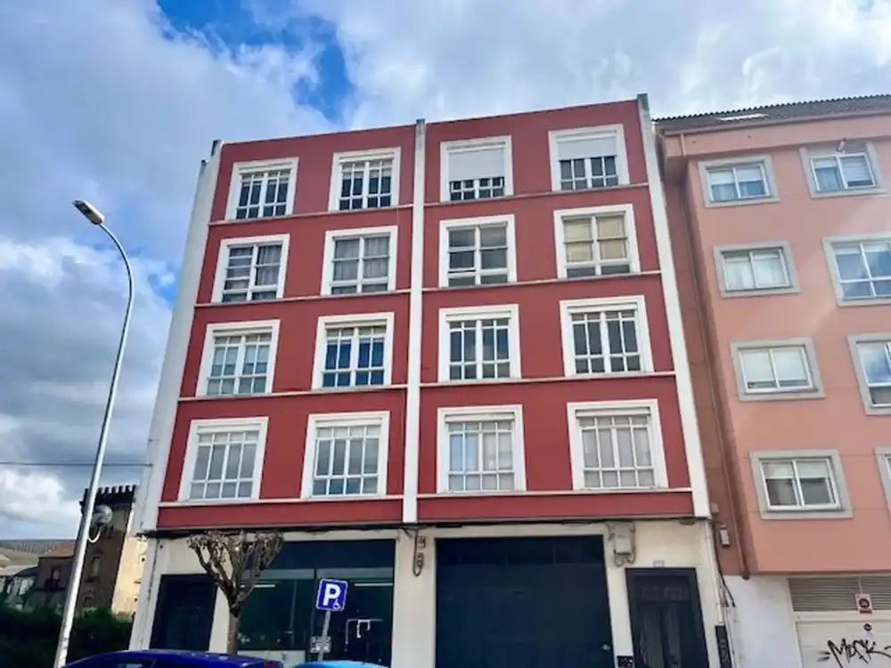 2-bedroom flat with terrace in Narón