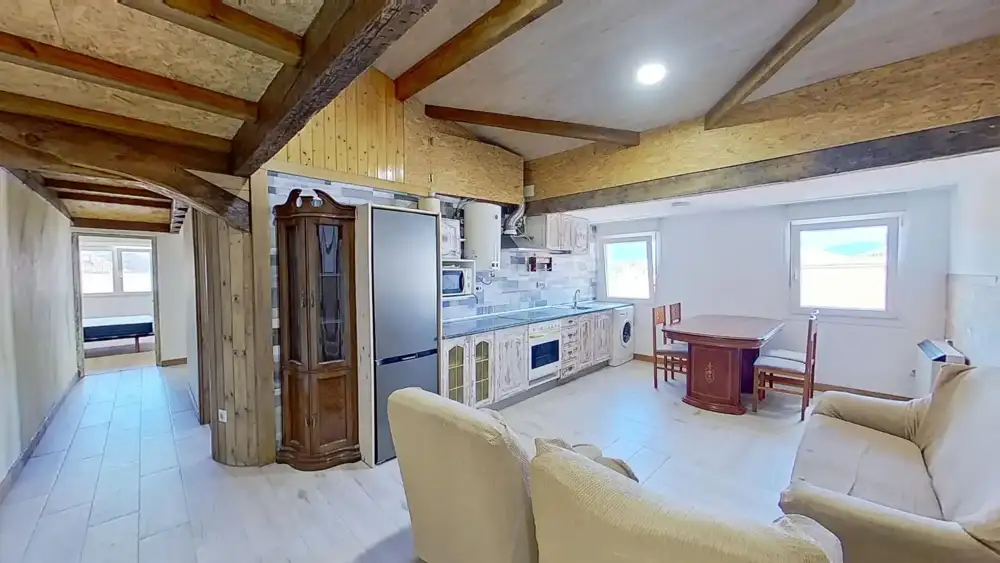 3-bedroom flat with mountain views in Reinosa