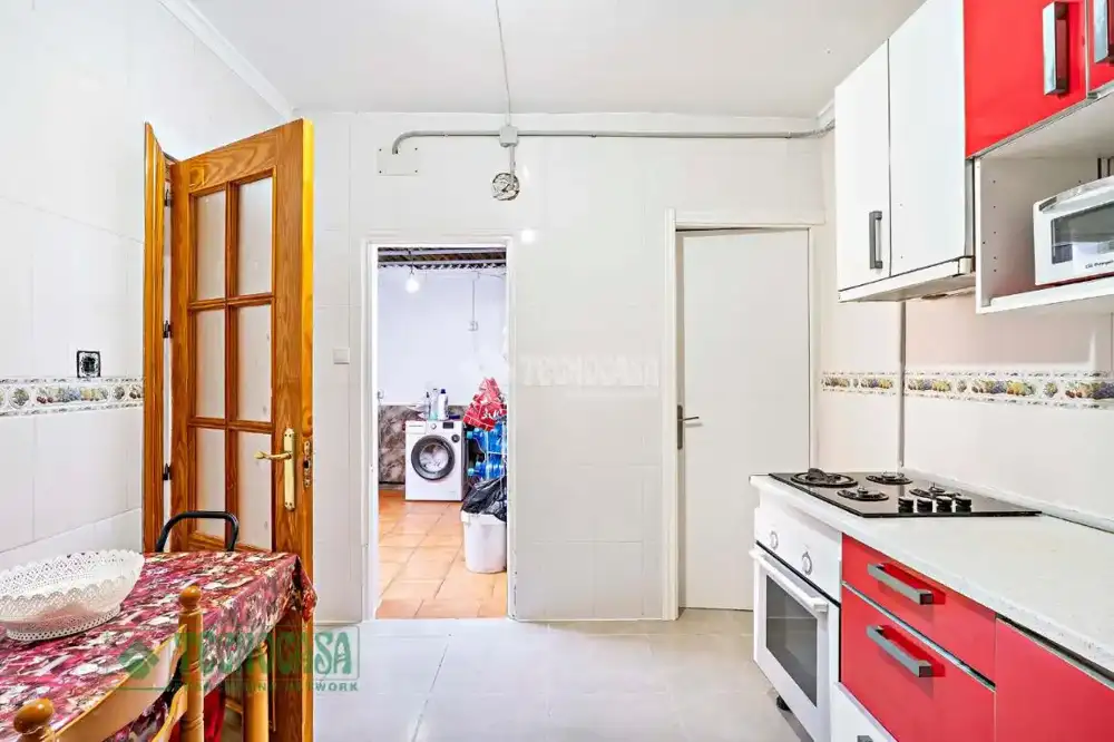 3-bedroom semi-detached house with patio in Roquetas de Mar