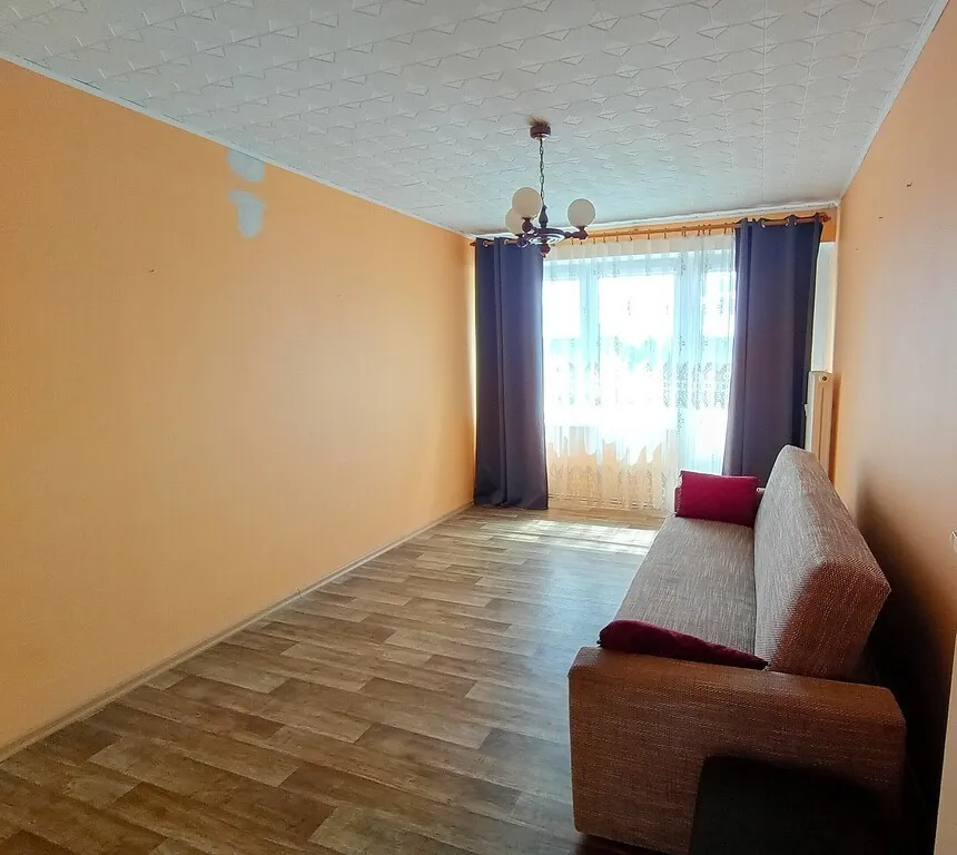 Four-room flat with a cellar on a quiet estate in Jarocin