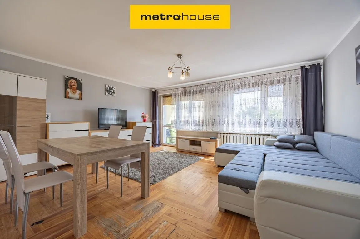 Ready-to-live 72 m² family flat with a balcony in Olecko