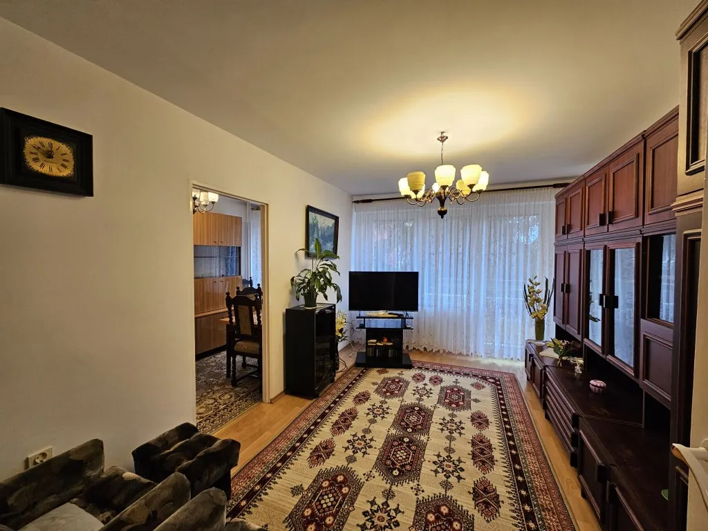 Sunny four-room flat with a balcony near the lakes in Wałcz